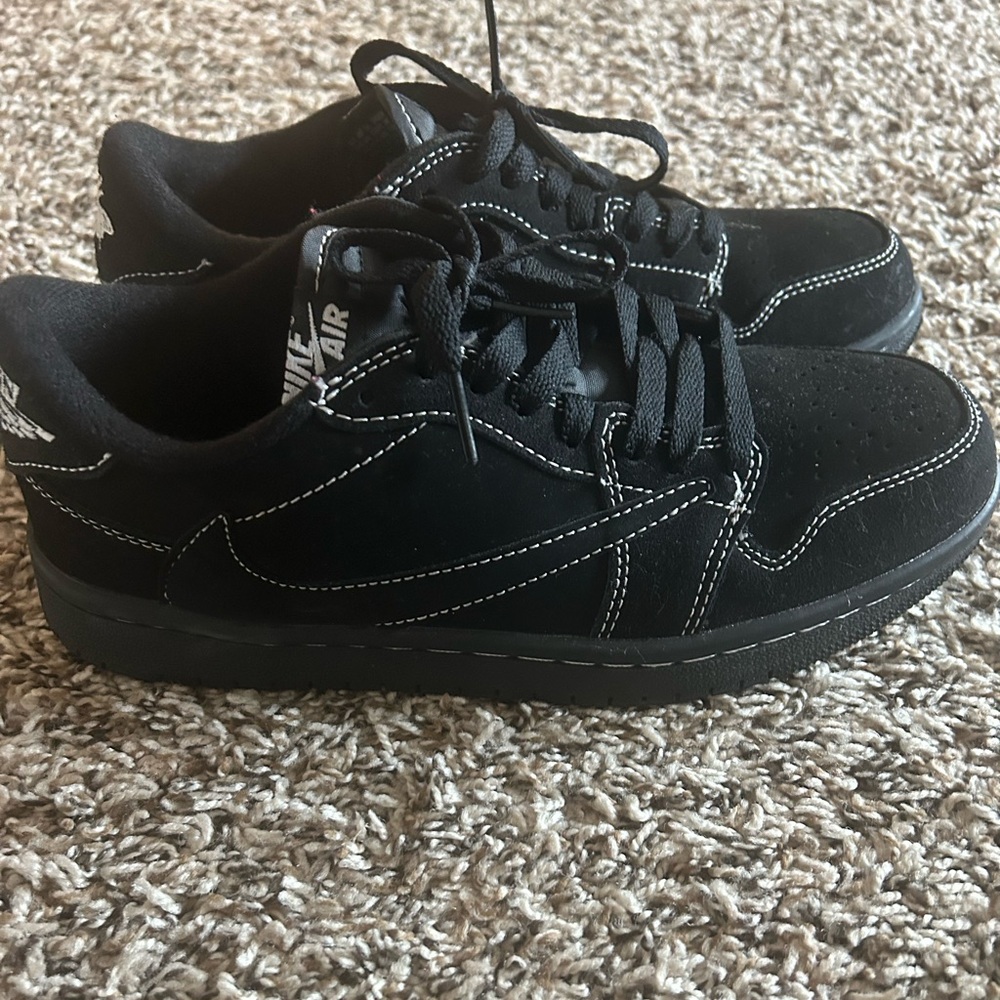 Jordan 1 Low Phantom